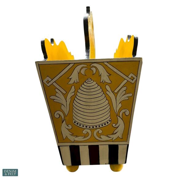 MacKenzie-Childs Spelling Bee Magazine Rack Yellow Hand-Painted Home Accent - Picture 11 of 16